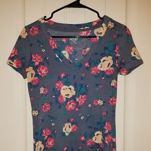 Floral tshirt
